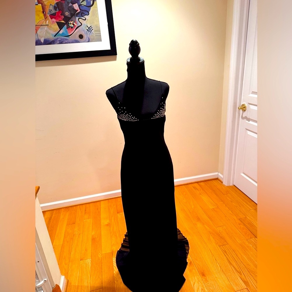 Talk of the Walk Black and Red Spaghetti Strap Gown